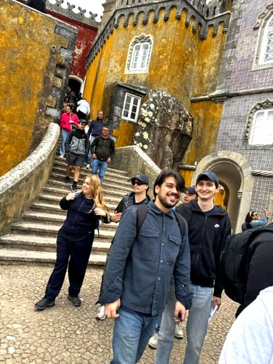05-0024-palacio-nacional-de-pena-courtyard-exterior